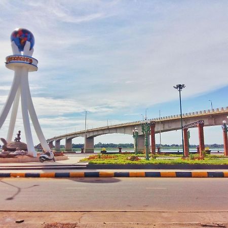 Kc River Hotel กำปงจาม ภายนอก รูปภาพ
